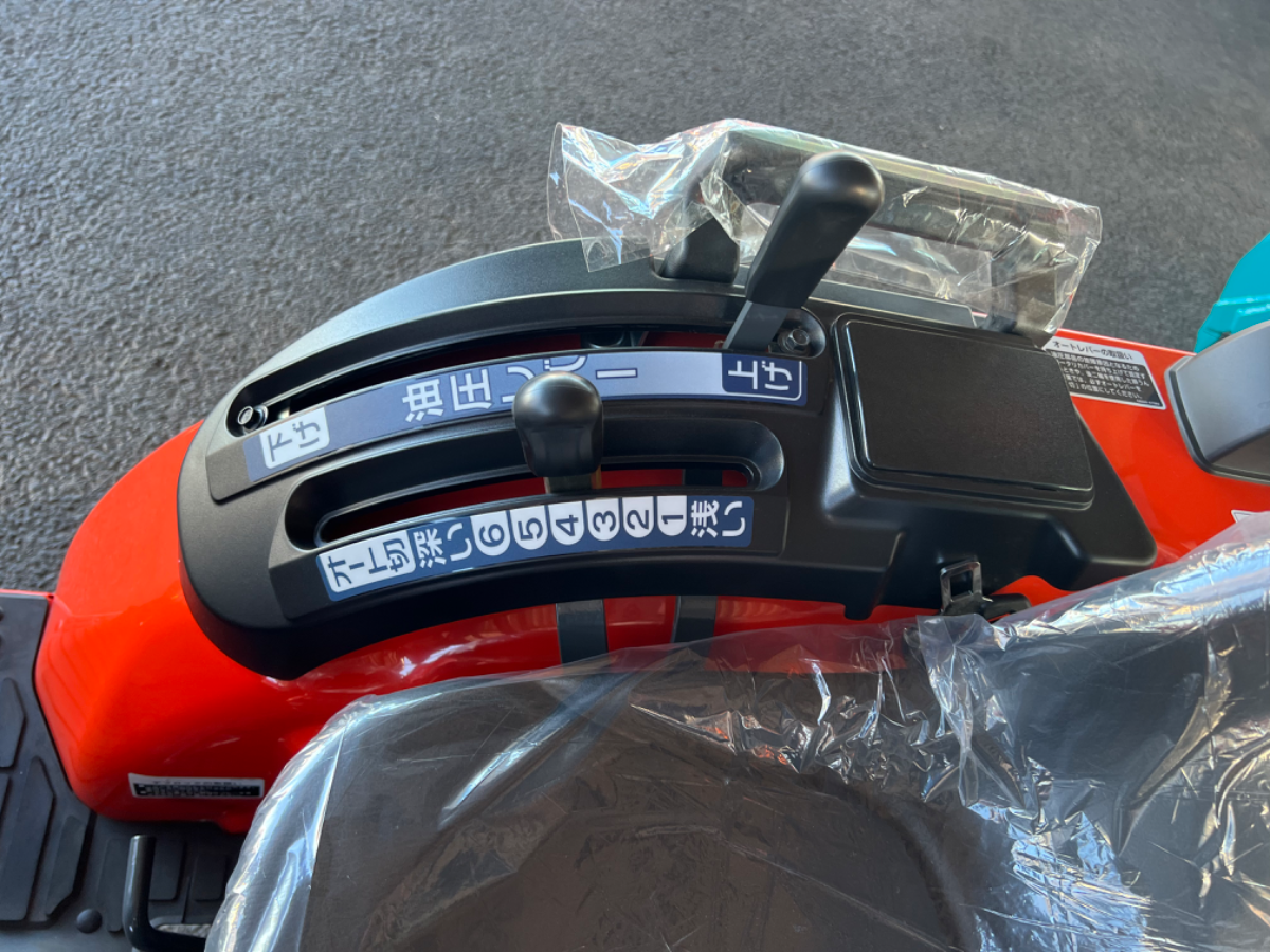 クボタトラクター10.5馬力 新車【ブルスター】JB11X・ロータリー